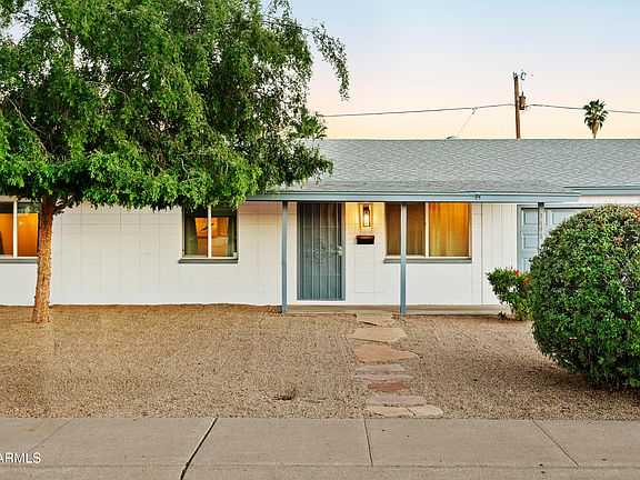 3rd image of 3445 E THUNDERBIRD Road