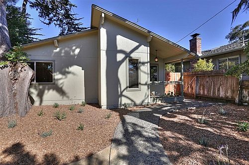 Pacific Grove Real
        Estate