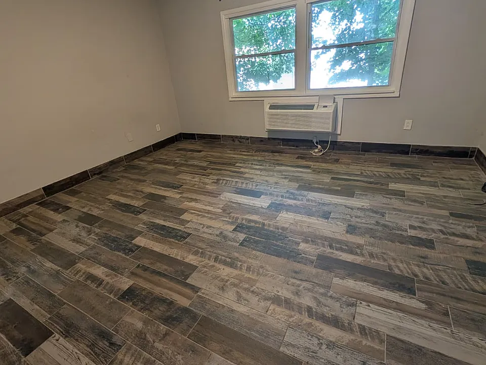 31 Austin St #66B