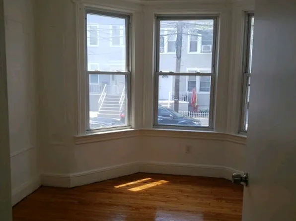 242 Grant Ave #1, Jersey City, NJ 07305