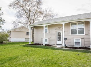 224 E Tulip Dr, Glenwood, IL