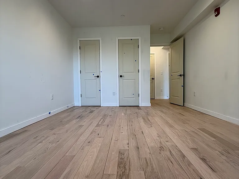 Crescent Pl — Photo 5