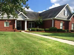 562 Rowland Cir, Byron, GA 31008