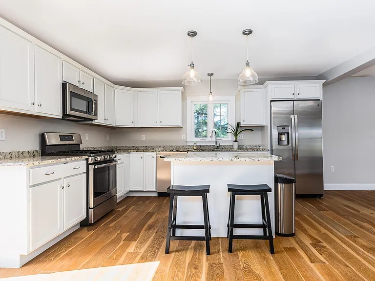 2 Cole Ln — Photo 17
