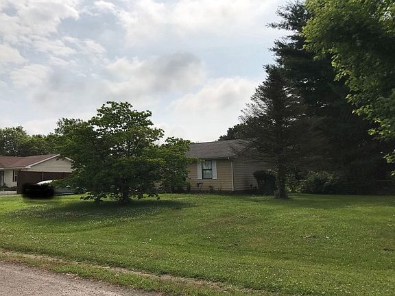 2nd image of 1546 Winding Way Cir