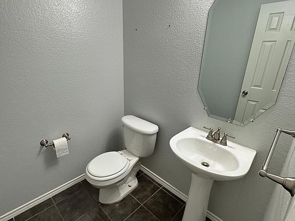 5th image of 1541 Kingfisher Dr