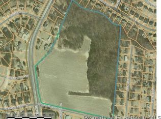 1050 Kingscote Dr, Fayetteville, NC 28314