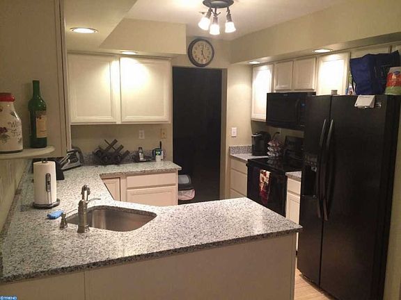 4th image of 1116 Cambria Ct