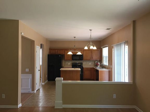 2nd image of 11018 Holm Oak Pl