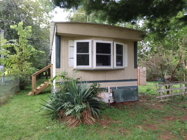 1169 Chippawa Dr, Union City, MI 49094