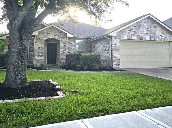 2706 Courtyard Ln