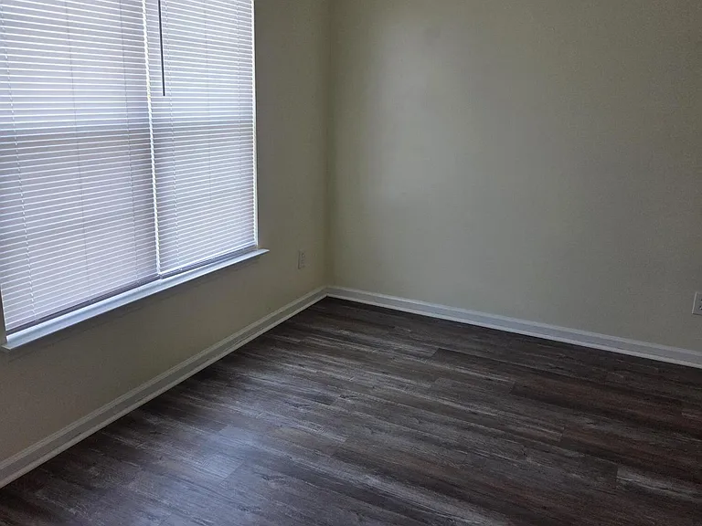 1200 Saint Charles Cir — Photo 17