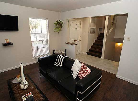 3rd image of 9124 Wh Burges Dr