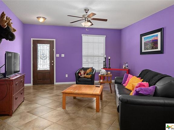 3rd image of 1502 Paint Brush Dr
