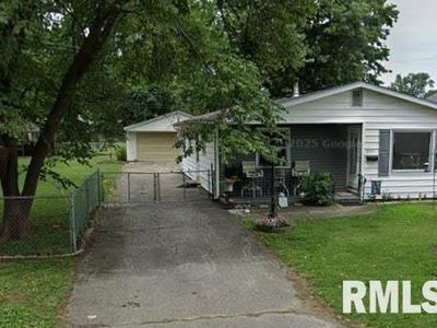 2713 S College St, Springfield, IL, 62704