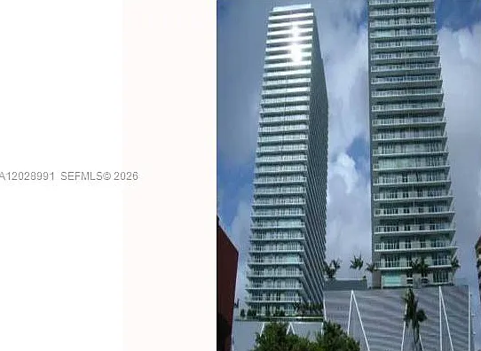 1111 SW 1st Ave #2718 — Photo 4