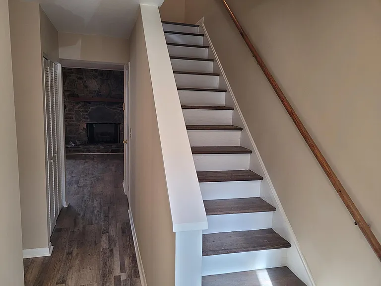 49 Riverside Villa Dr — Photo 11