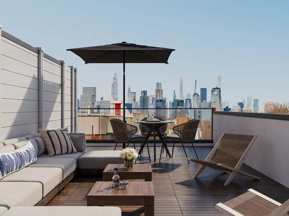 221 Frost Street image 1 of 7