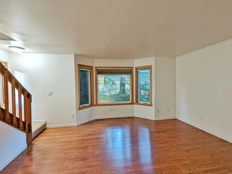 4513 Chelsea Ct — Photo 10