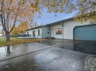 986 Gilmore St, Fairbanks, AK 99701