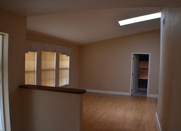 2nd image of 221 Roosevelt Ave