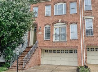 8167 Quinn Ter, Vienna, VA 22180
