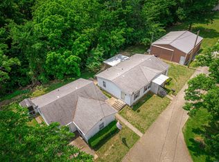 601 Pine Tree Dr, Mount Vernon, IN 47620