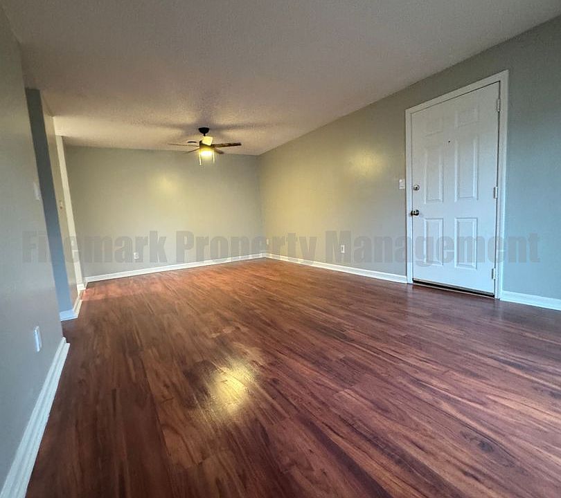 1st image of 1304 Holyoke St #8
