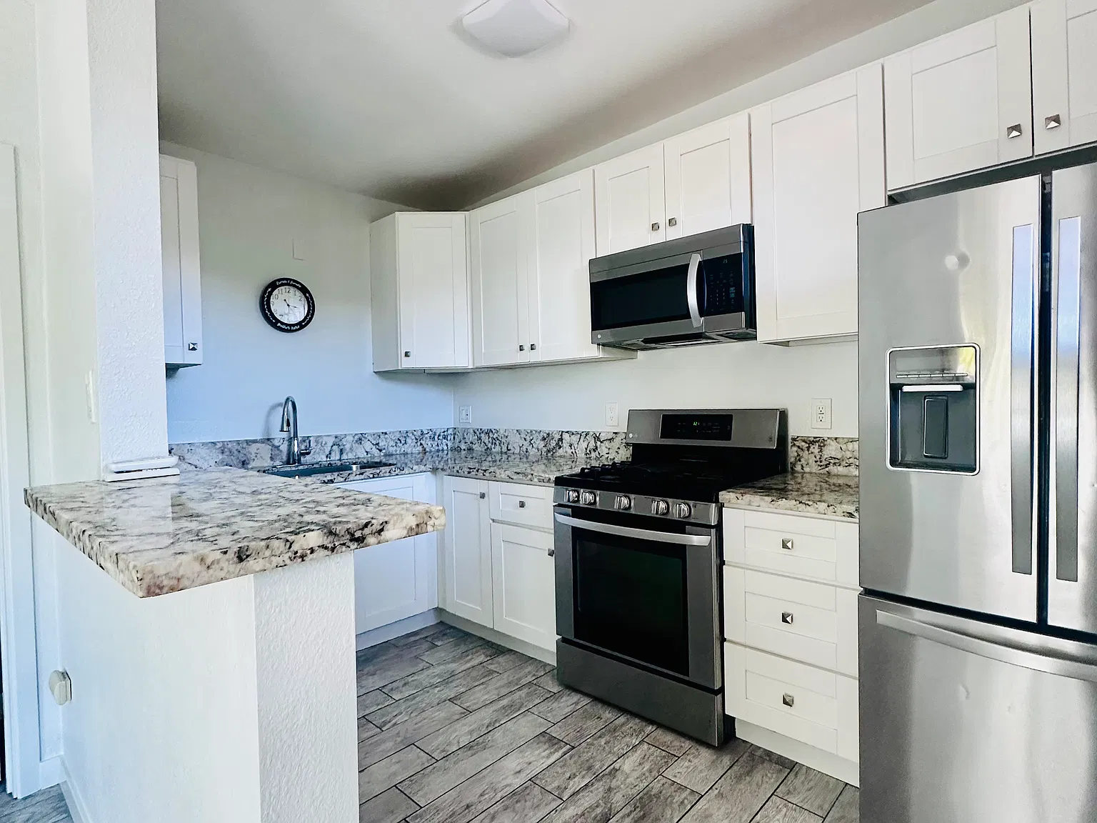 1 bed, 600 sqft, $2,095 — Photo 3