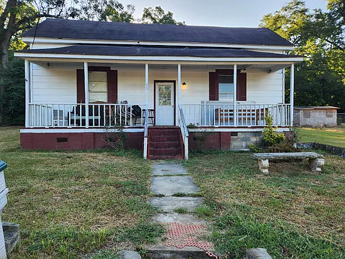 522 S Hampton St Photo 1