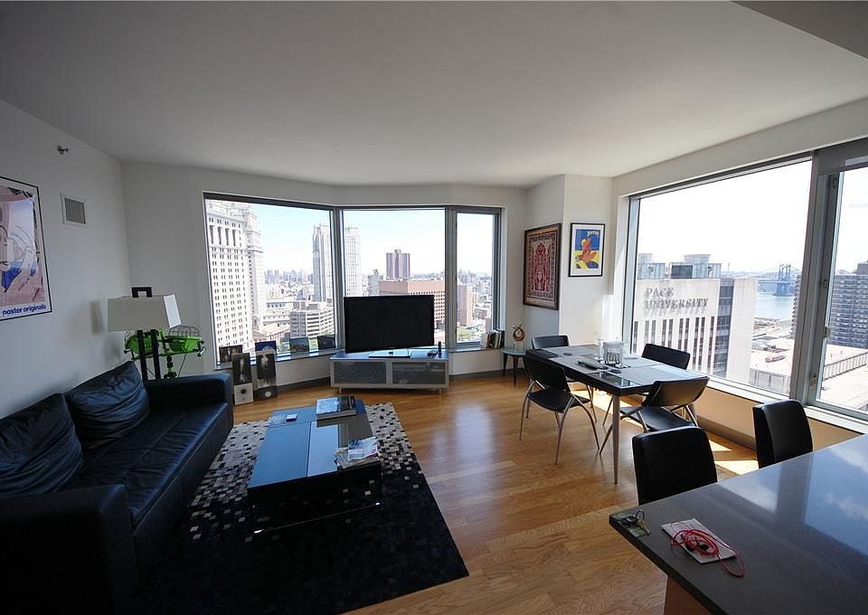 1st image of 8 Spruce St #*20a