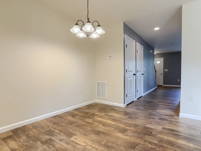 531 Byler Cir — Photo 5