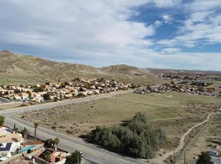 30th St W, Rosamond, CA