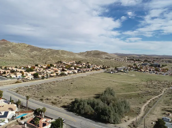 30th St W, Rosamond, CA 93560