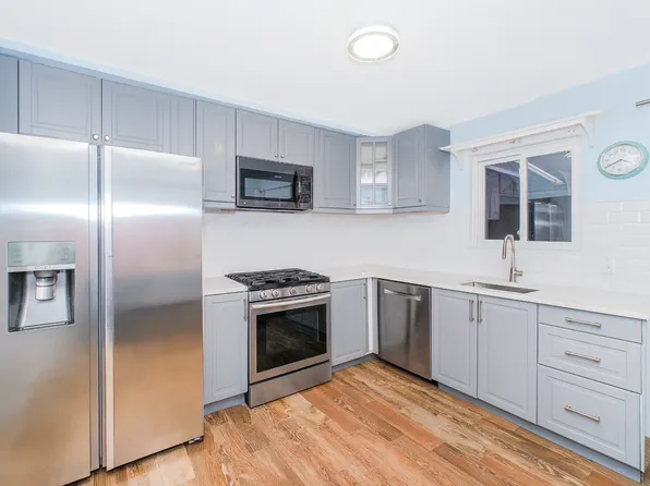 18 Atmore Place image 4 of 15