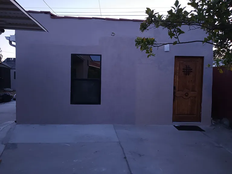 5415 S Victoria Ave #6 — Photo 3