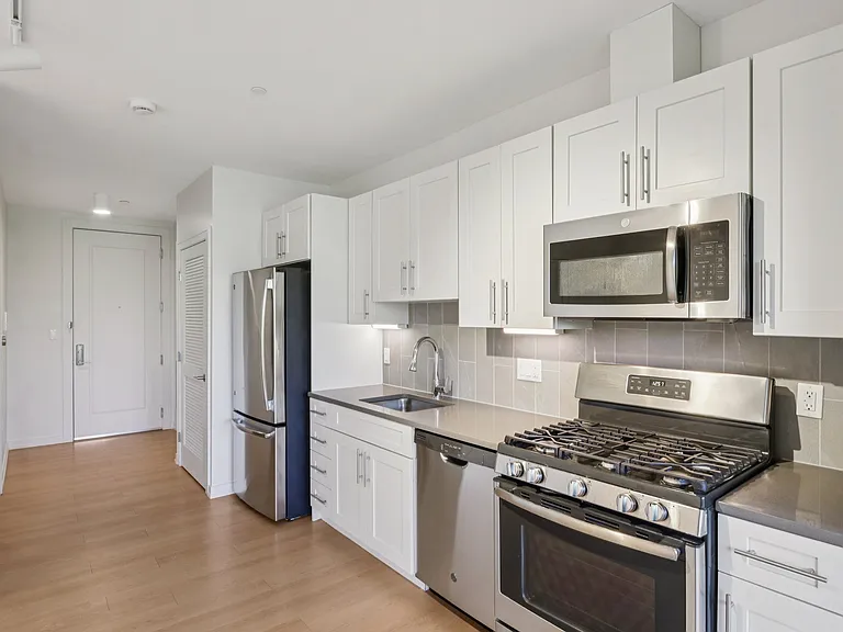 Park77 Apartments — Photo 99