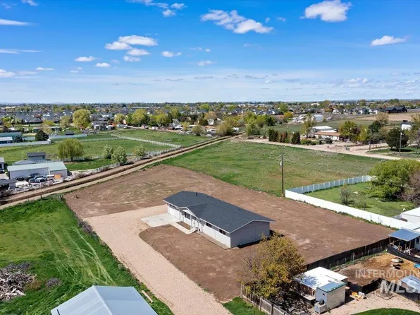 5608 Shilo Dr, Caldwell, ID 83607