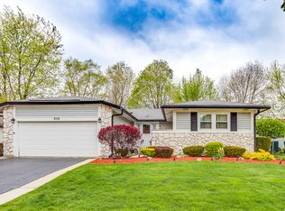 954 Mississippi Ln, Elk Grove Village, IL 60007