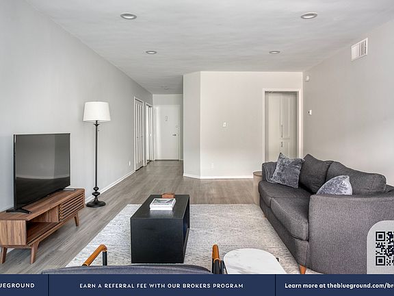 Washer/Dryer in Apartment