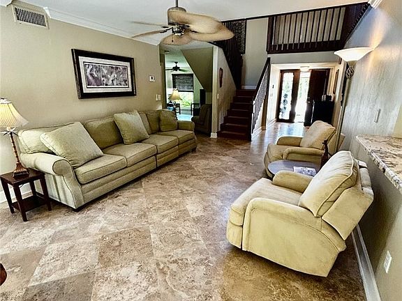 4th image of 12501 Barrington Ct