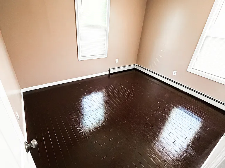 323 Glenwood Ave #1 — Photo 9