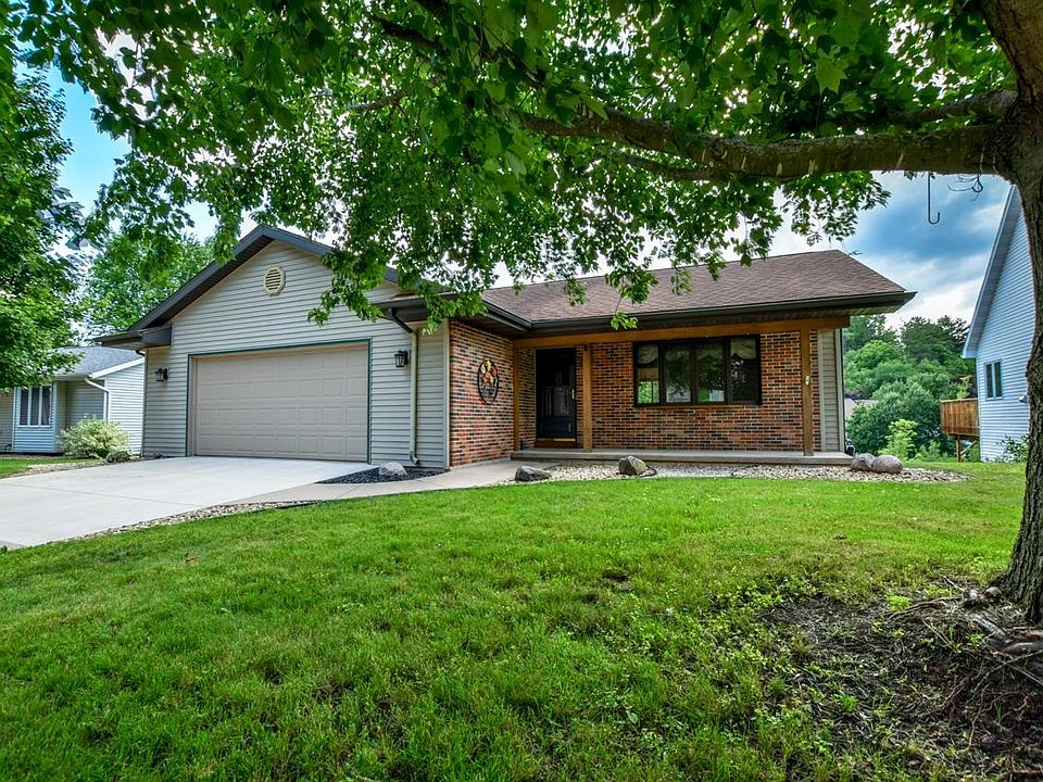 1st image of 2133 Hillebrand Dr