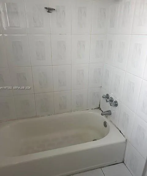 701 Collins Ave #2B — Photo 14
