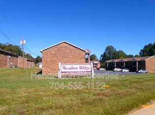 100 Fairway St APT 31, Albemarle, NC 28001