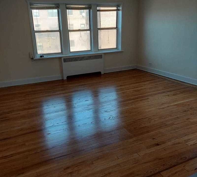 2nd image of 5444 Arlington Ave APT G65