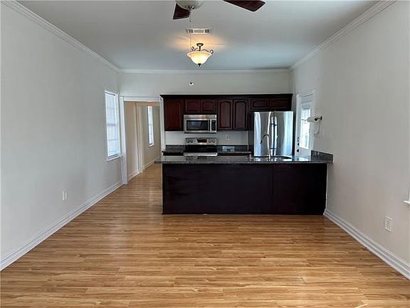 2nd image of 408 Polk St
