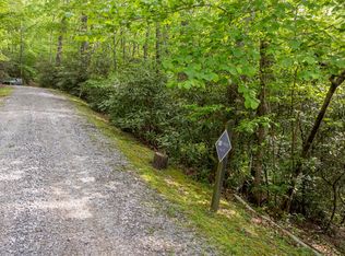 11 Power Line Road, Glenville, NC 28736