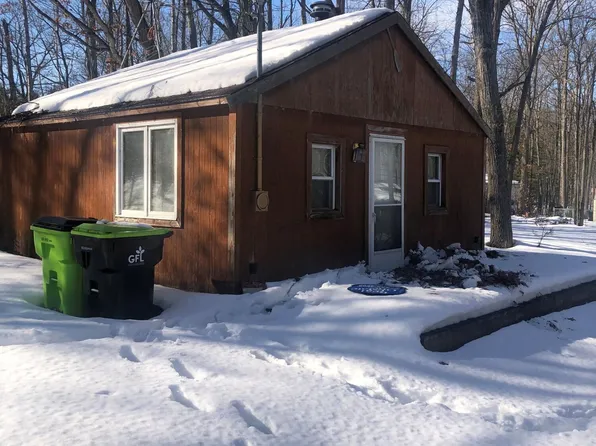 600 Saint Lawrence Ave, Roscommon, MI 48653