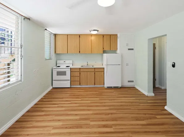 1923 Fern St APT C, Honolulu, HI 96826
